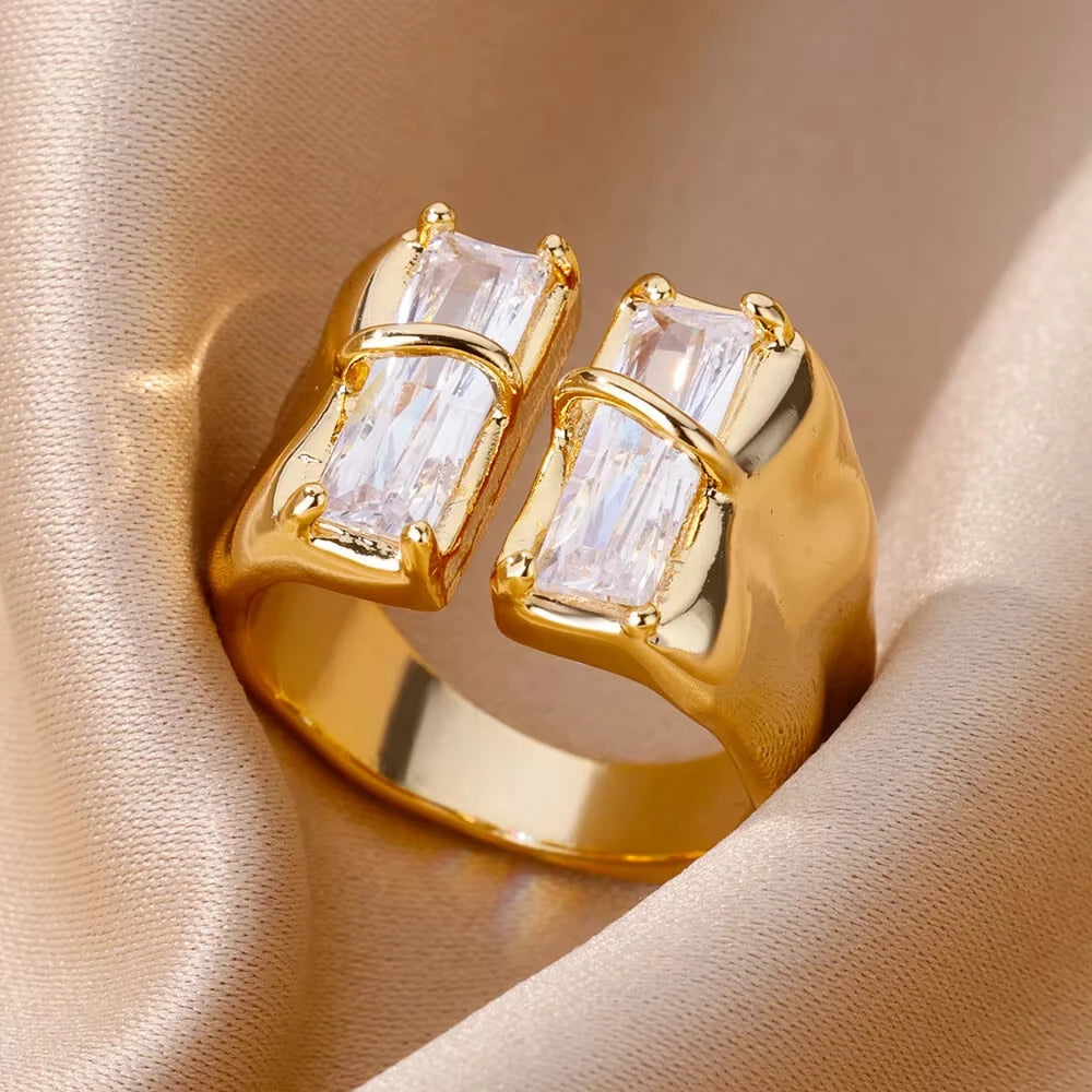 Eterna Duo Baguette Ring