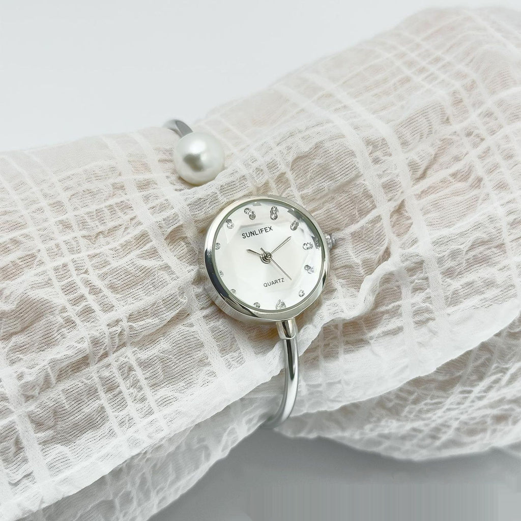 Luna Pearl Bangle Watch