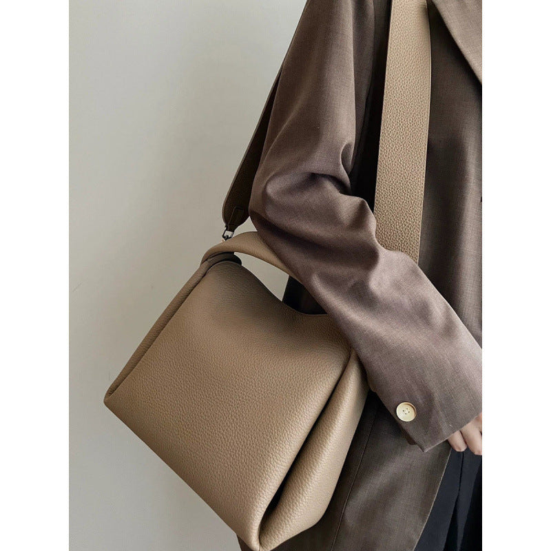 All-match Shoulder Messenger Bag – Effortless Elegance