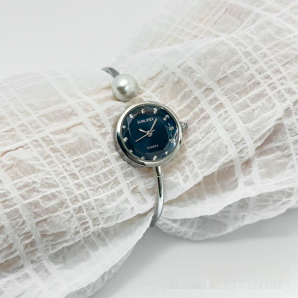 Luna Pearl Bangle Watch