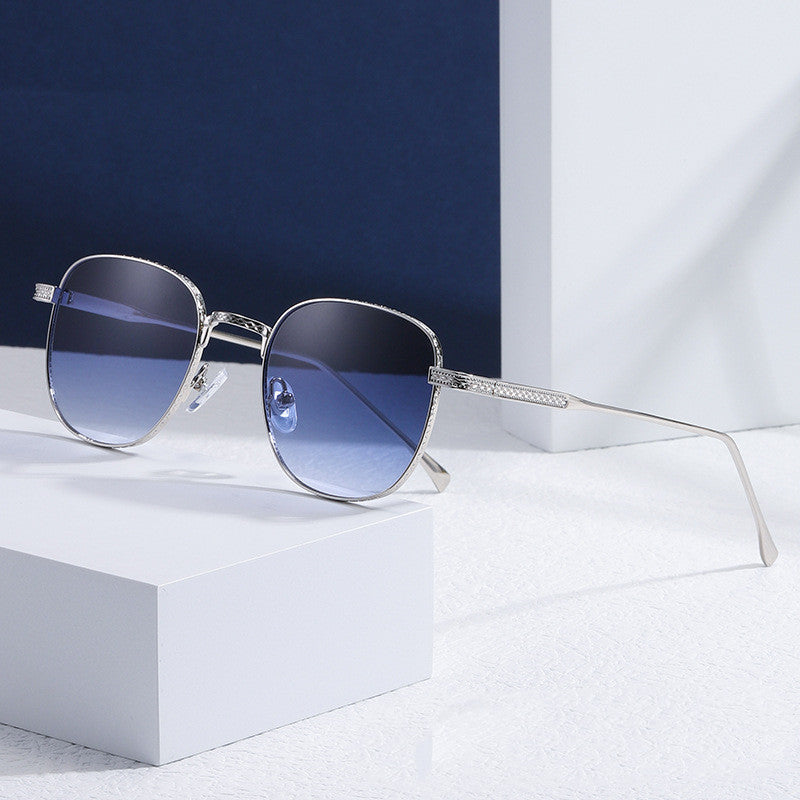 Women's Dark Sunglasses with Elegant Thin Metal Frame – UV400 Protection