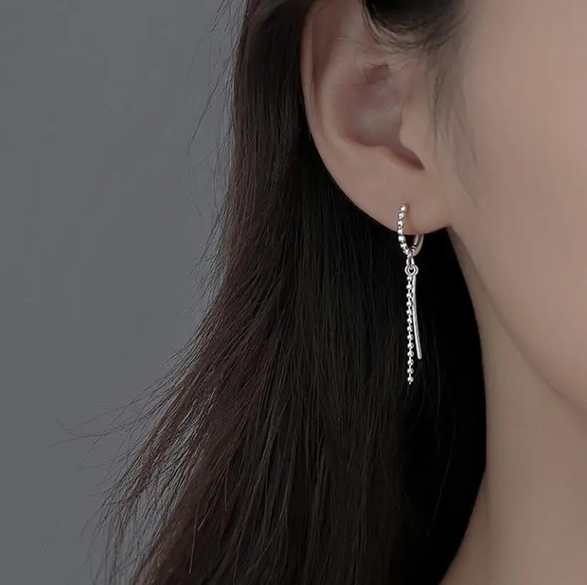 Silver Drape Drop Earrings – Minimal Elegance