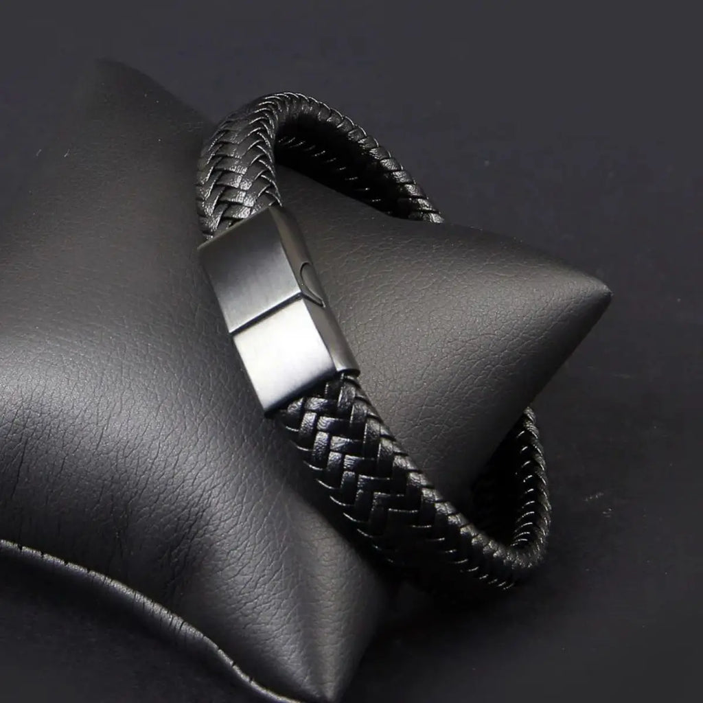 Classic Woven Leather Bangle