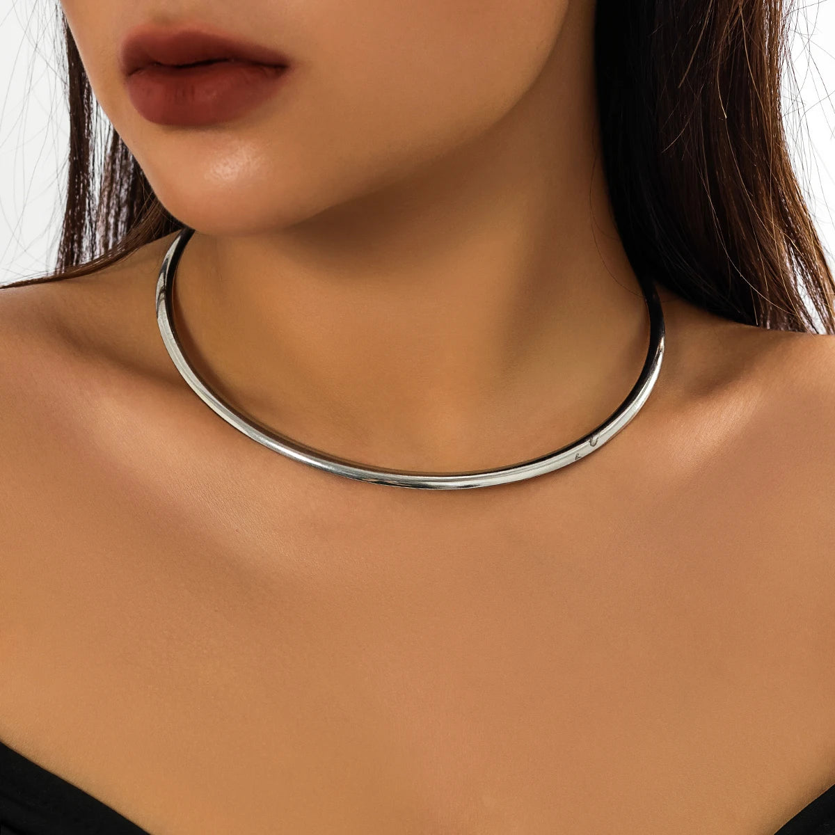 Minimalist Gold Torque Choker Necklace