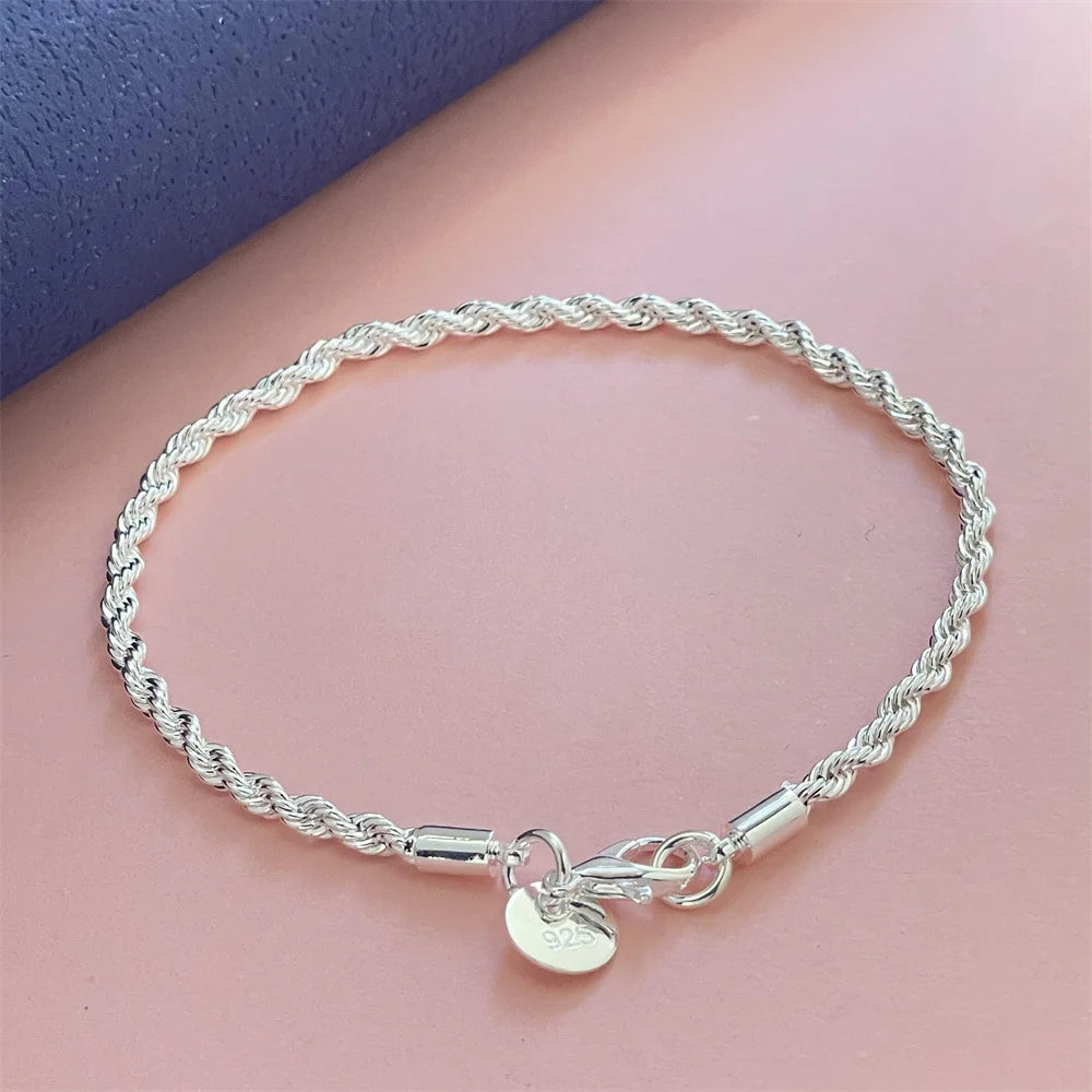 Aurum Twist Chain Bracelet – Unisex Twisted Circle Link in Silver Finish