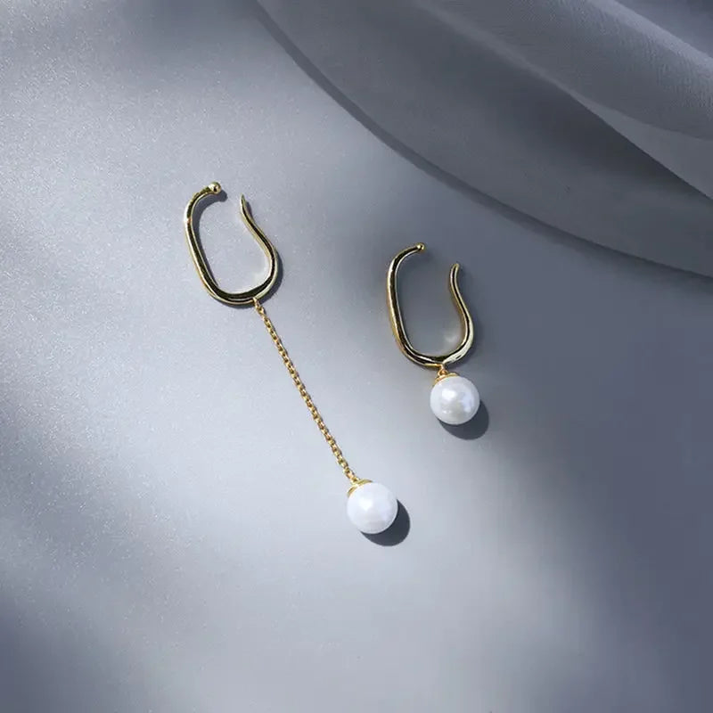 Golden Drop Pearl Earrings – Effortless Grace