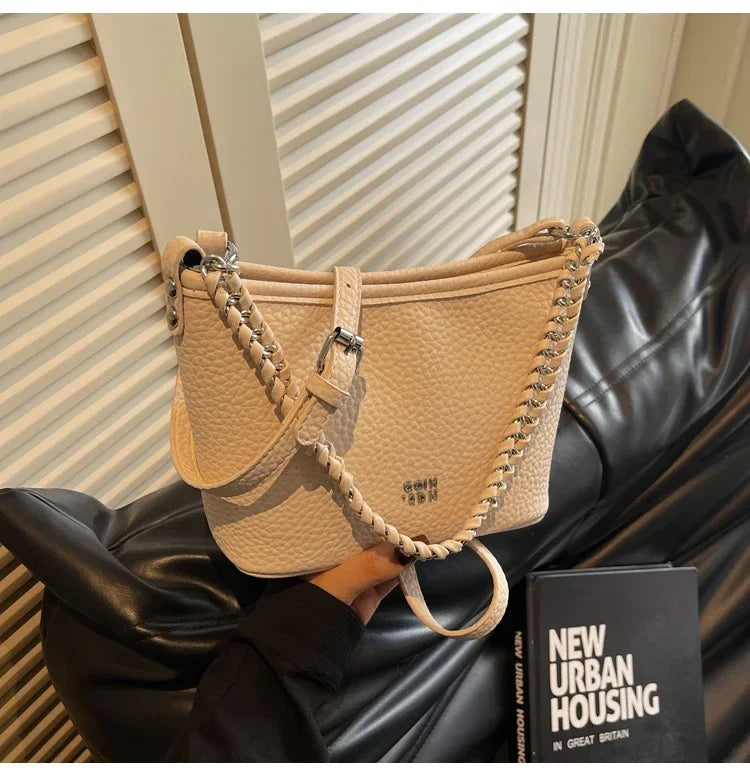 BS - Elegant PU Leather Tote Bag with Chain Strap