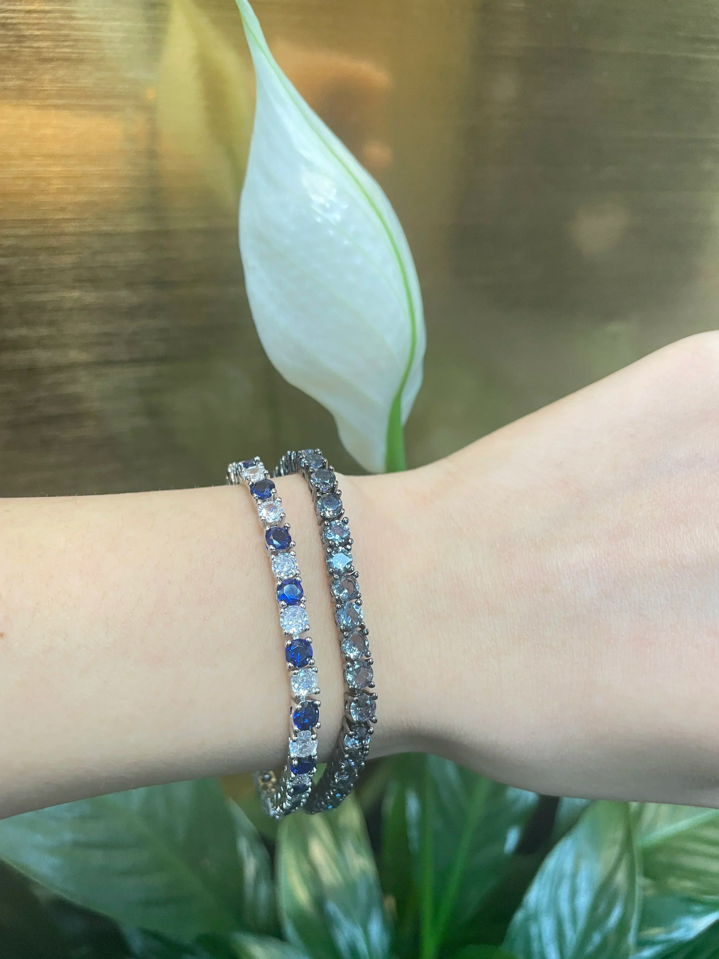 Elegant Anniversary Jewelry Set - Crystal Necklace, Earrings & Bracelet forWomen