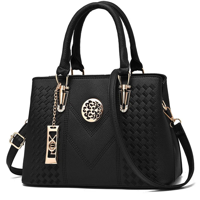 Elegant Woven Texture Handbag – Classic Black