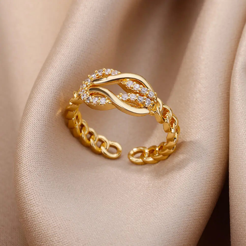 Aurora Twist Ring