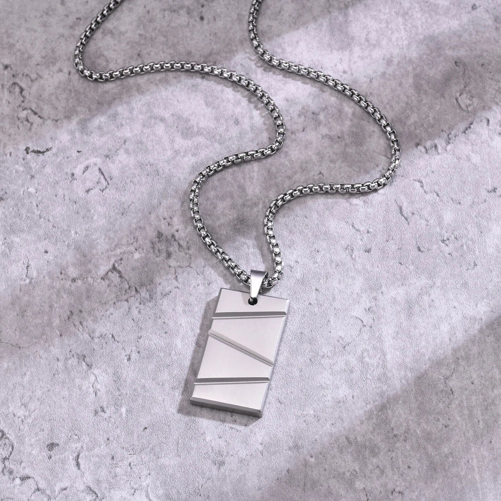 AureumEdge™ Geometric Line Pendant Necklace