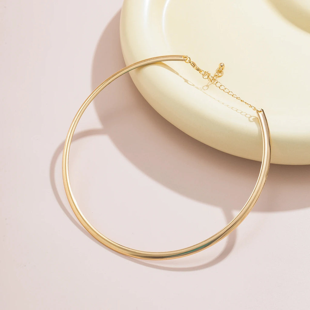 Minimalist Gold Torque Choker Necklace