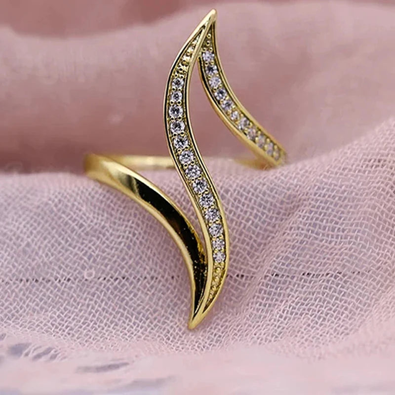 Huitan Minimalist Gold-Tone CZ Ring – Elegant Geometric Design for Women