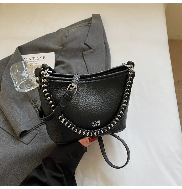 BS - Elegant PU Leather Tote Bag with Chain Strap