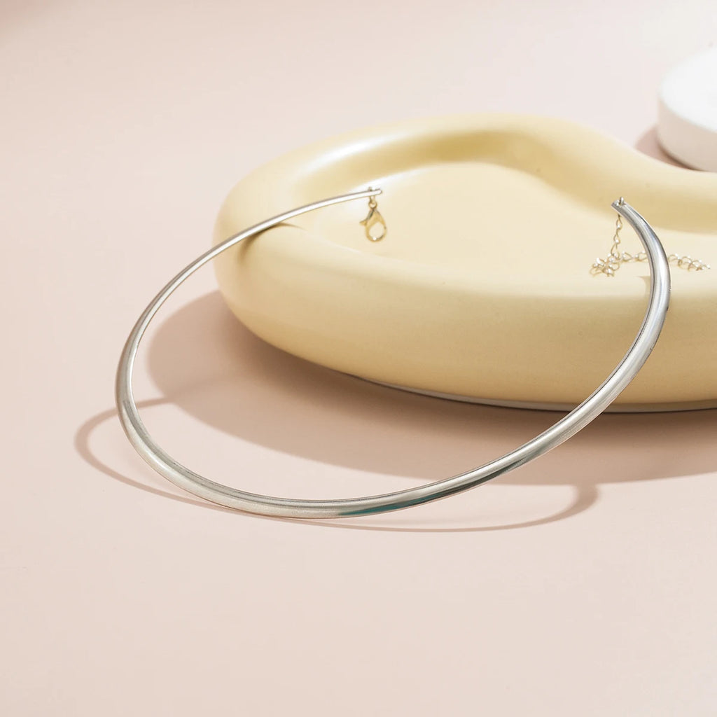 Minimalist Gold Torque Choker Necklace