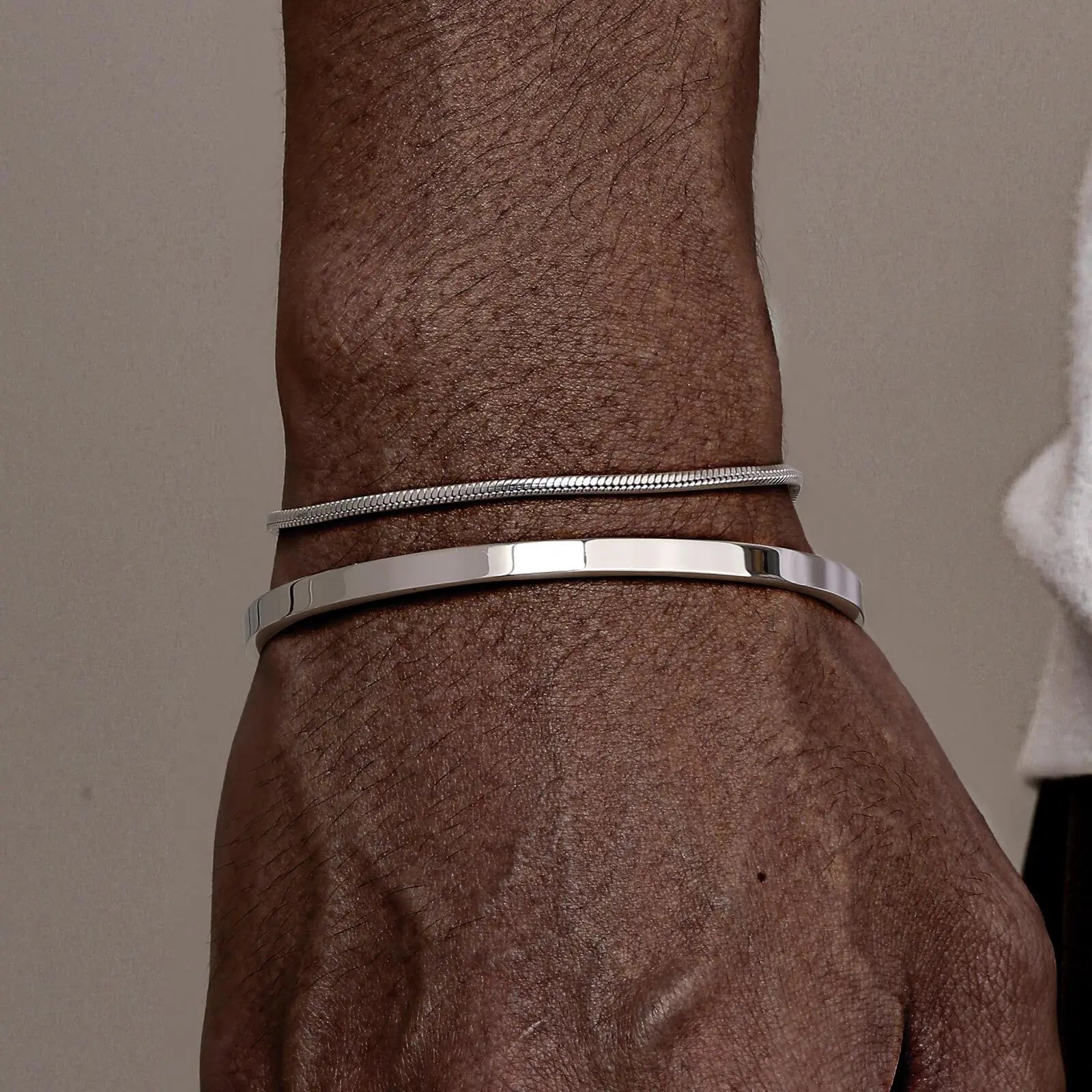 EternaSteel™ Dual Bracelet Set – Minimalist Cuff & Classic Chain Link