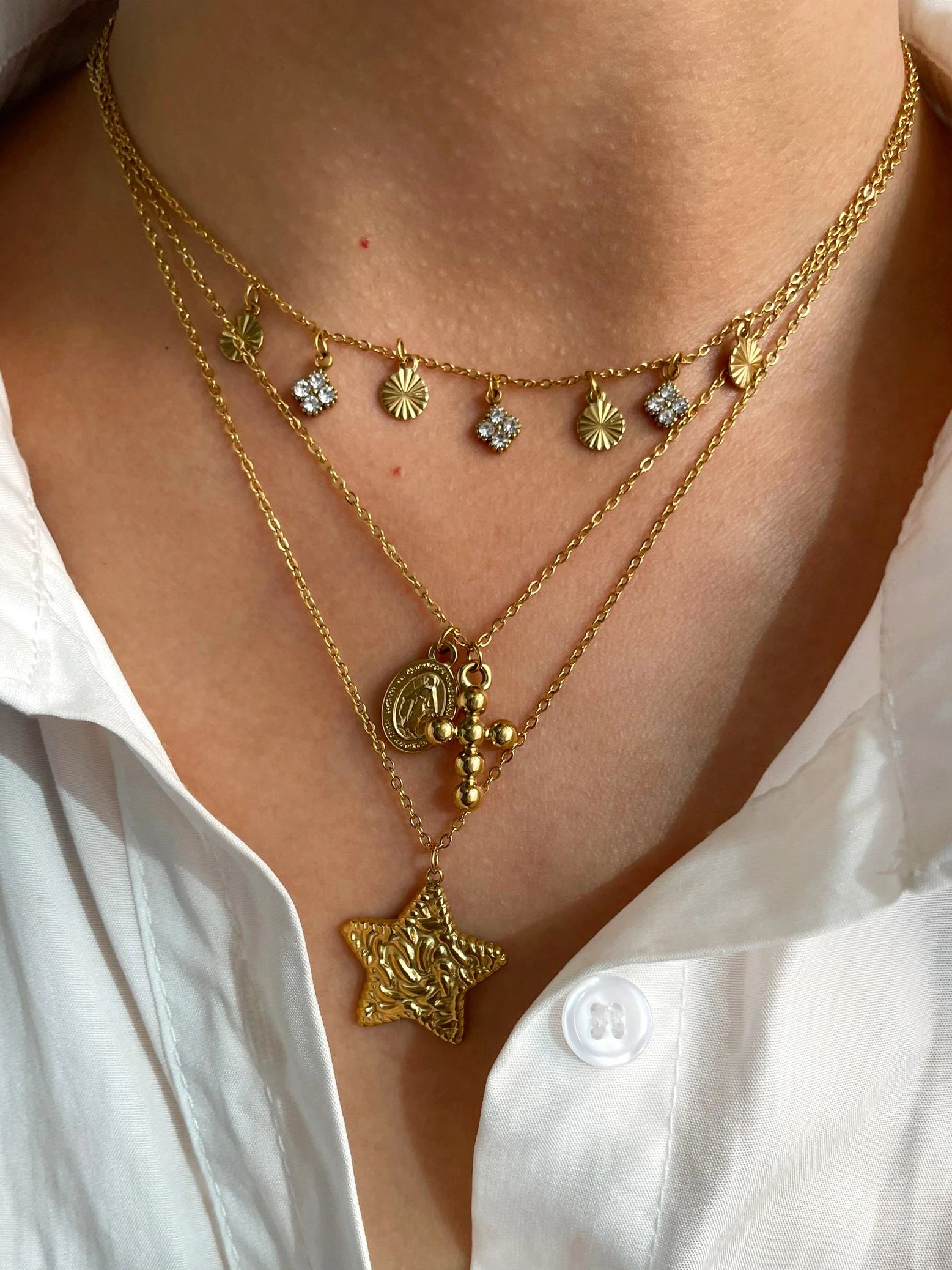 Peri'sbox 18K Gold Stainless Steel Tassel Choker Necklace – Elegant Geometric Disc Design