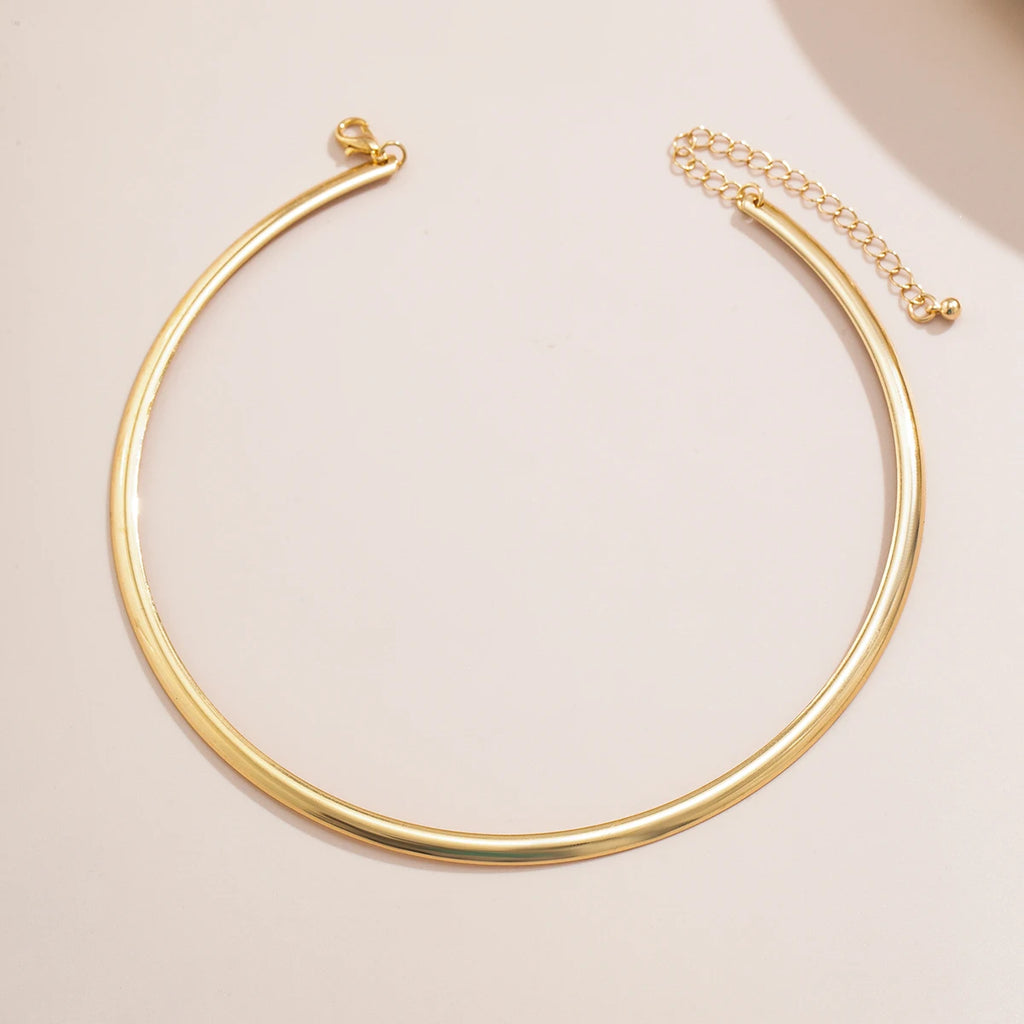 Minimalist Gold Torque Choker Necklace