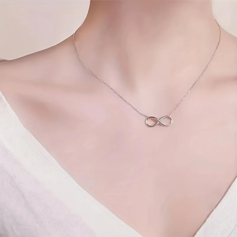 Eterna Infinity Pendant