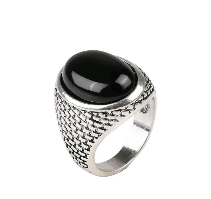 Vintage Black Stone Men’s Ring – Oval Shape, Rhodium-Plated Zinc Alloy, Party & Wedding Band