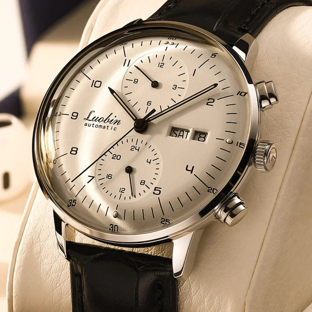 LuxeHorlogé™ Atlas Automatic Chronograph