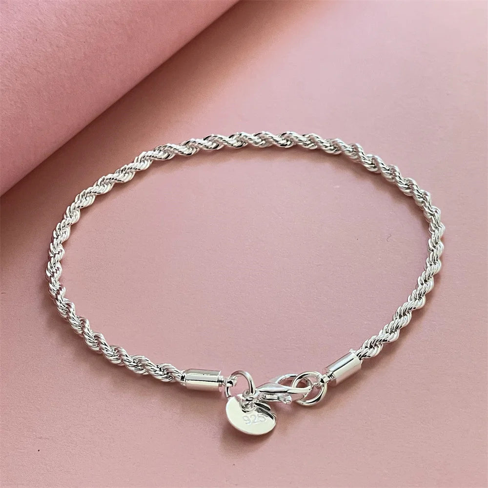 Aurum Twist Chain Bracelet – Unisex Twisted Circle Link in Silver Finish