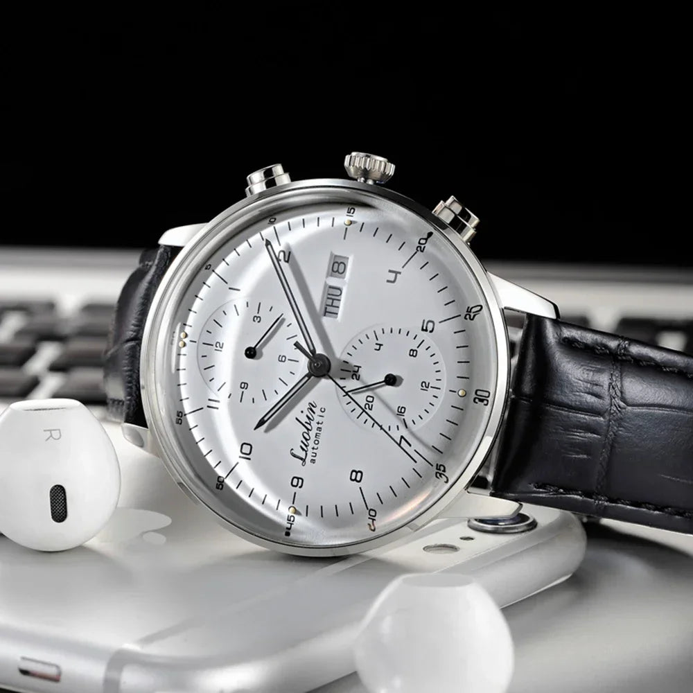 LuxeHorlogé™ Atlas Automatic Chronograph