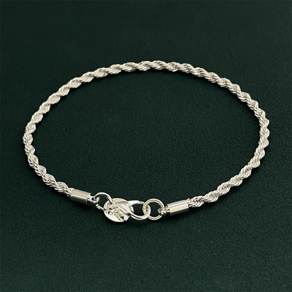 Aurum Twist Chain Bracelet – Unisex Twisted Circle Link in Silver Finish
