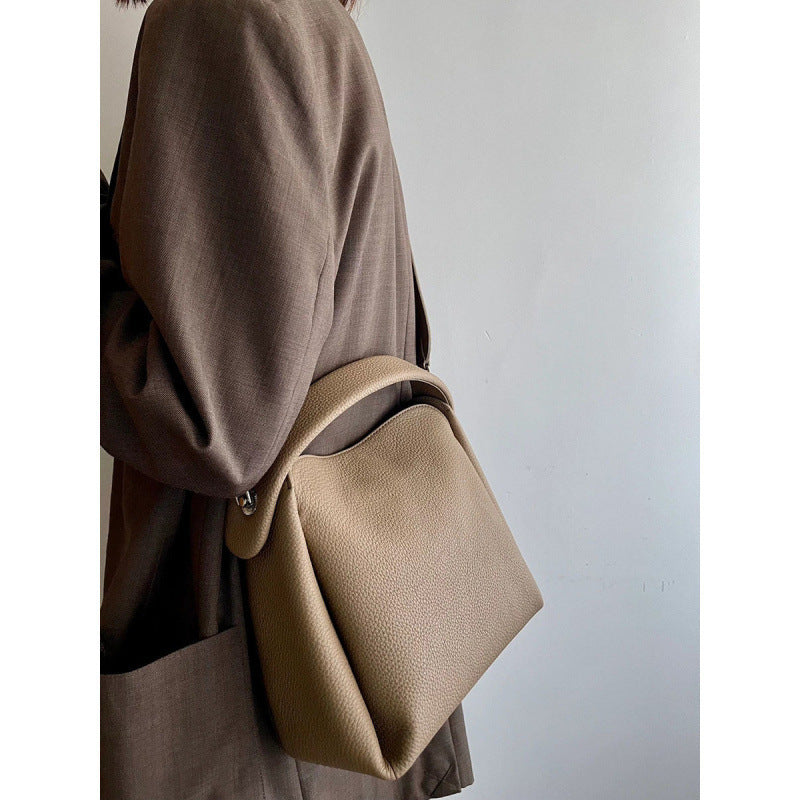 All-match Shoulder Messenger Bag – Effortless Elegance