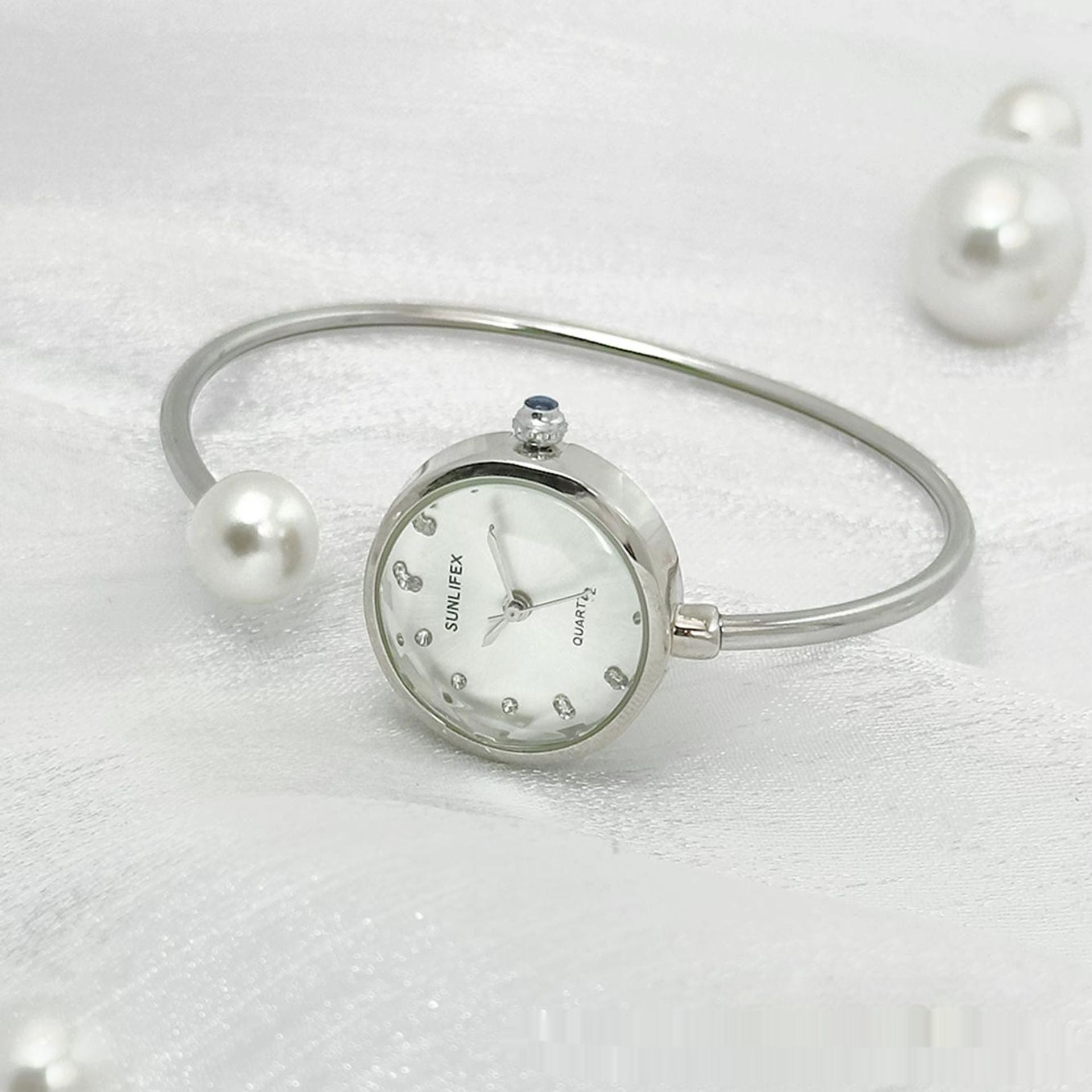 Luna Pearl Bangle Watch